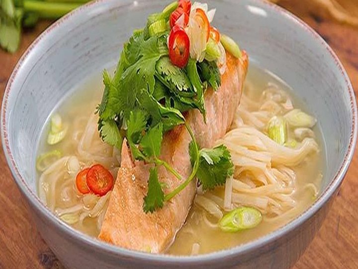 Salmon ramen bowl